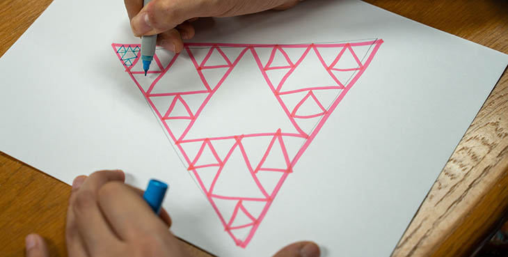 Drawing triangles