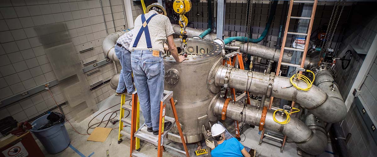 MagLab Engineers performing maintenance